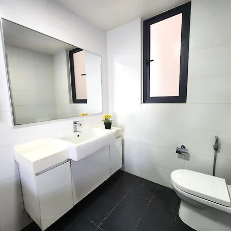 Cozy Loft Suite 2Br Near Jb Ciq 7Pax Johor Bahru Exterior photo