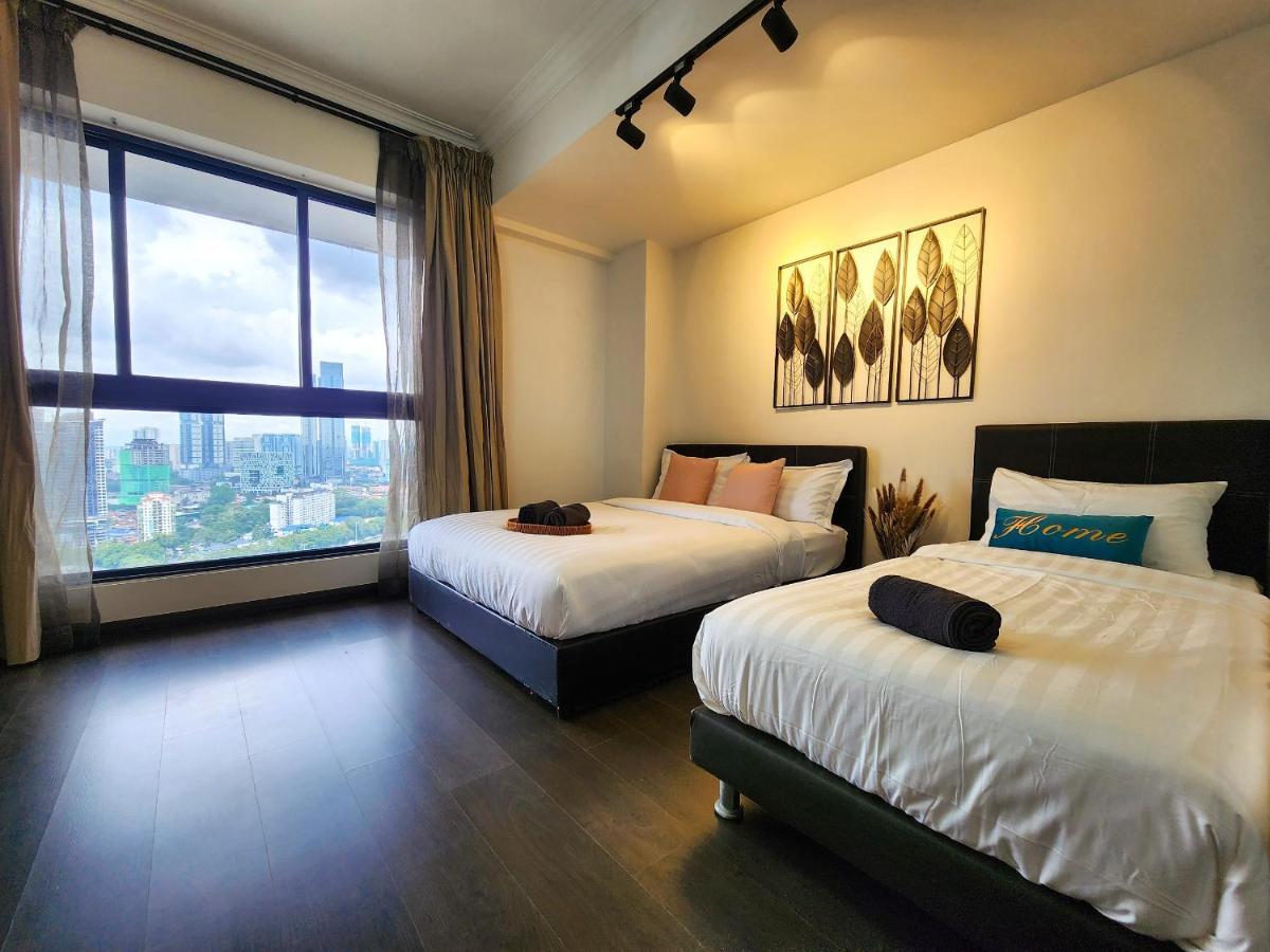 Apartment Cozy Loft 2br Near Jb Ciq 7pax Johor Bahru