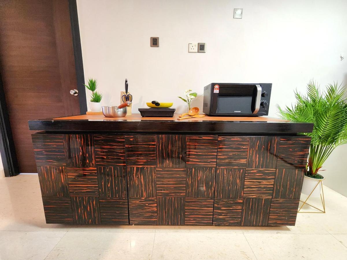 Apartment Cozy Loft 2br Near Jb Ciq 7pax Johor Bahru