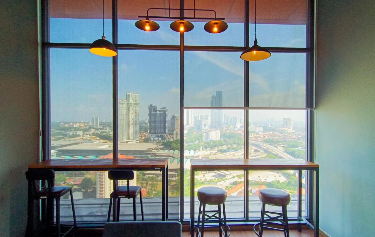 Apartment Cozy Loft 2br Near Jb Ciq 7pax Johor Bahru